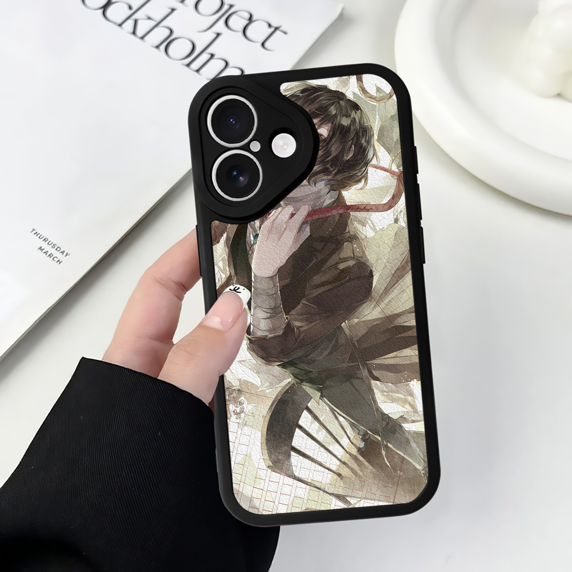 （画像用） 文豪ストレイドッグス Bungo Stray Dogs 【iPhone 16シリーズ対応】シリコンスマホケース（レザー調） 材質：シリコン